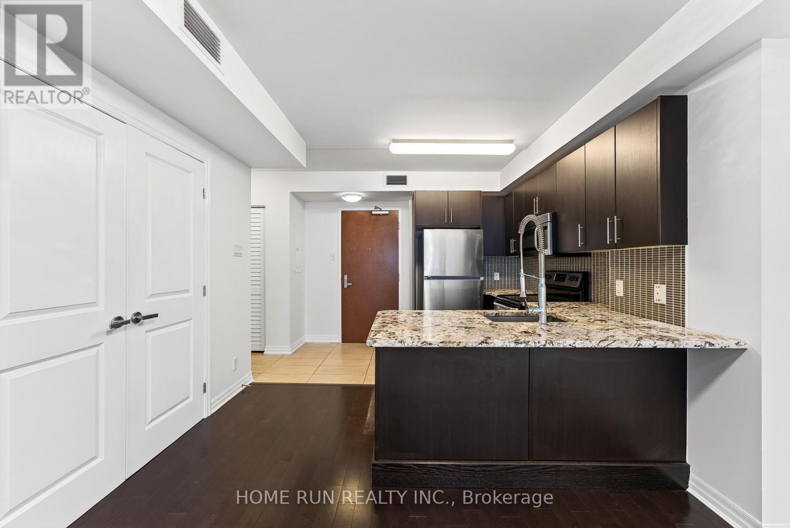 1307 - 242 Rideau Street, Ottawa, Ontario  K2S 0B7 - Photo 16 - X13641662