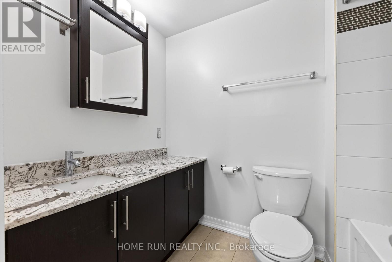 1307 - 242 Rideau Street, Ottawa, Ontario  K2S 0B7 - Photo 36 - X13641662