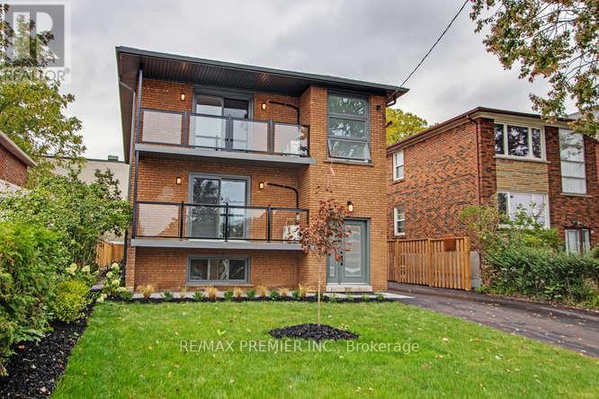 2 - 52 Vanevery Road, Toronto (Mimico), Ontario  M8V 1Y6 - Photo 4 - W13690008