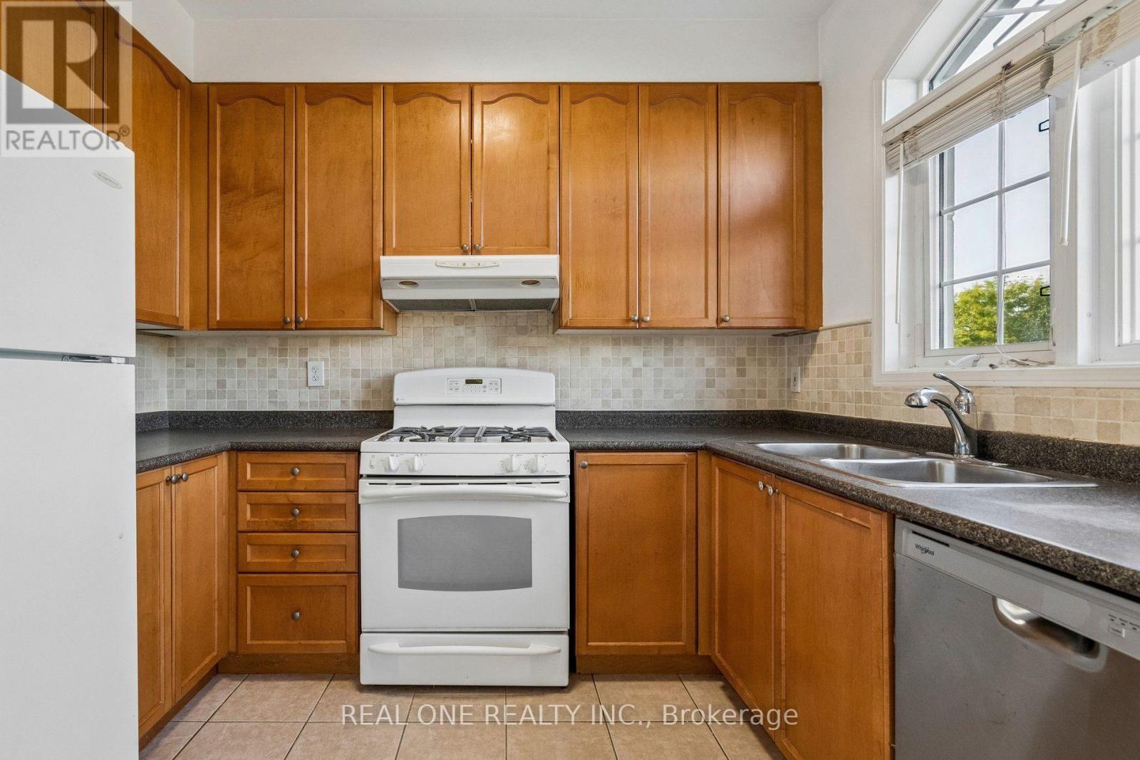 2350 Sutton Drive, Burlington (Orchard), Ontario  L7L 6Y8 - Photo 15 - W13690018