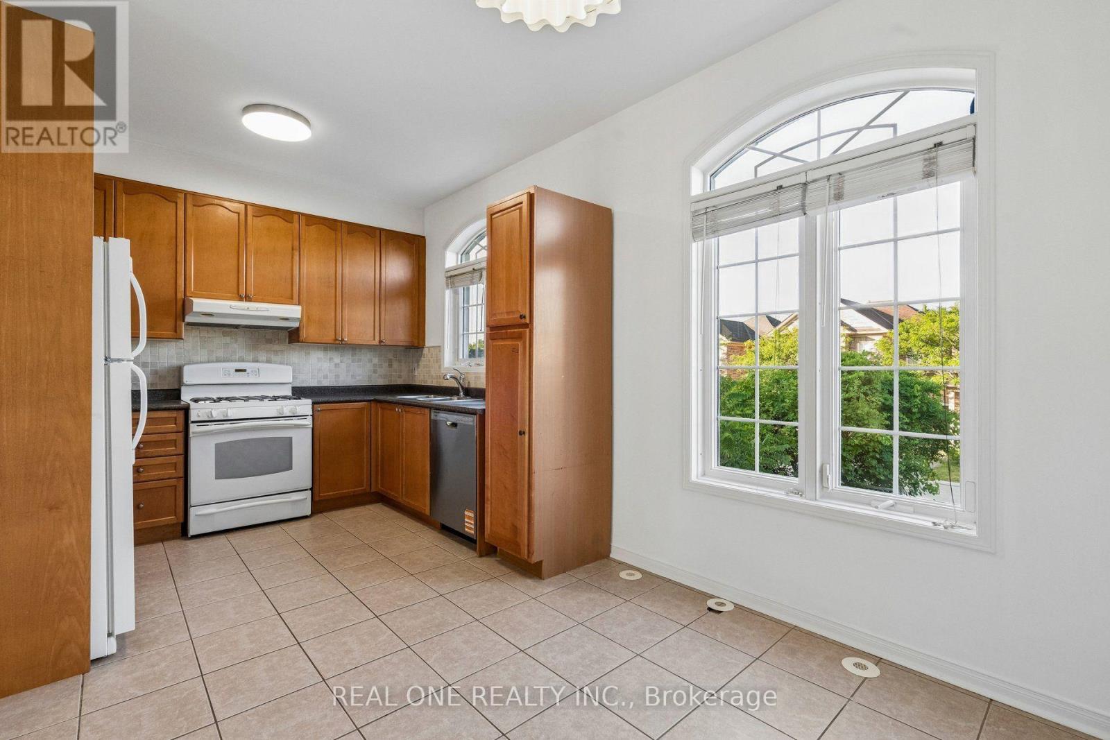 2350 Sutton Drive, Burlington (Orchard), Ontario  L7L 6Y8 - Photo 17 - W13690018