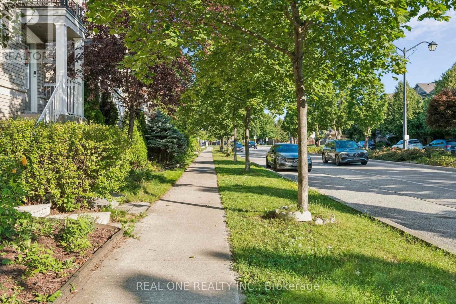 2350 Sutton Drive, Burlington (Orchard), Ontario  L7L 6Y8 - Photo 2 - W13690018