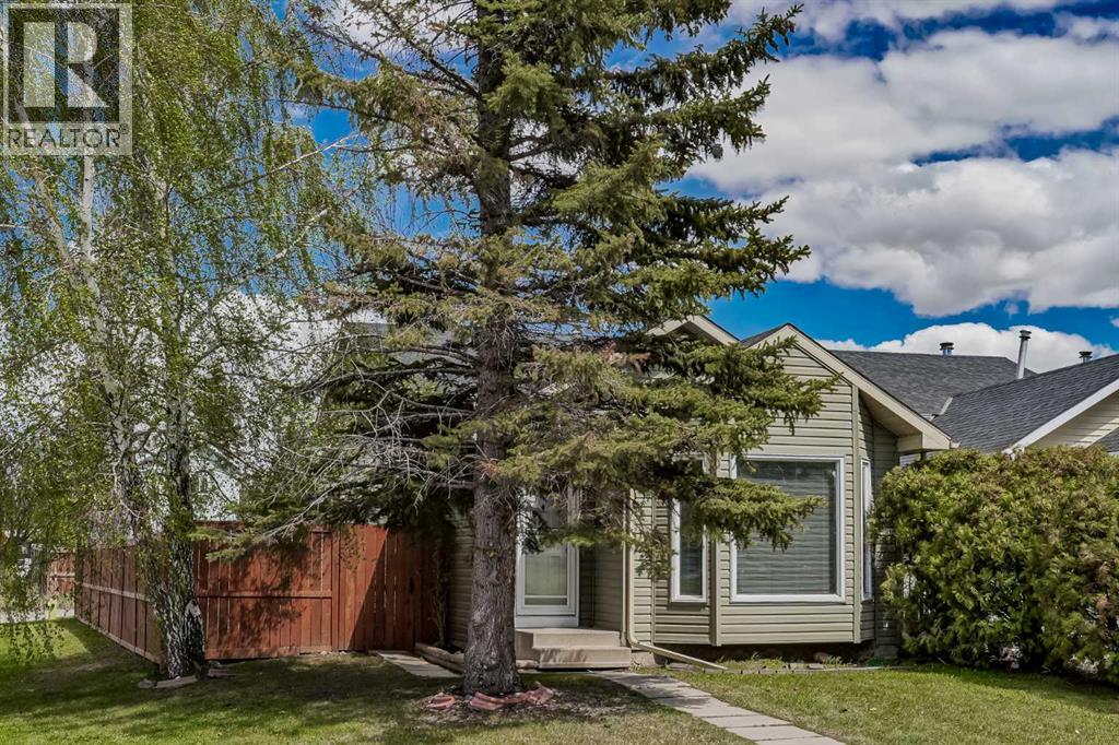 18 Martinview Crescent Ne, Calgary, Alberta  T3J 2S2 - Photo 7 - A2311894
