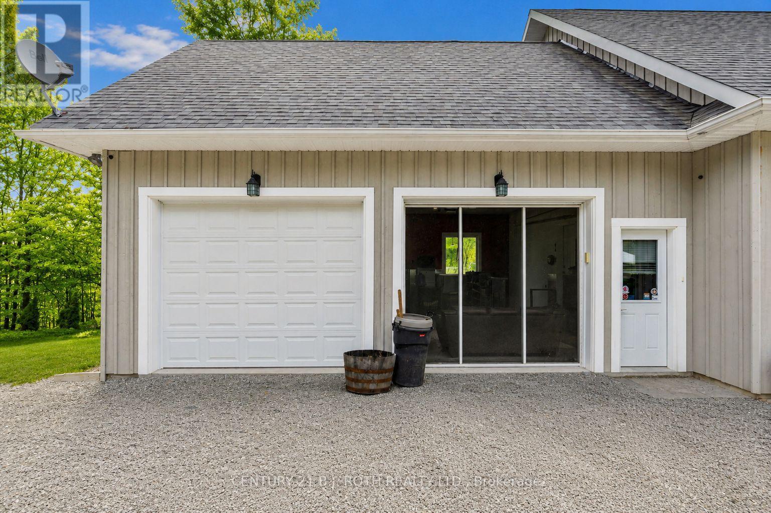2700 Line 4 N, Oro-Medonte, Ontario  L0L 2L0 - Photo 4 - S13223608