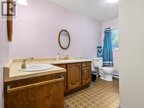 2429 Salmon River Road, Salmon Arm, British Columbia  V1E 4M1 - Photo 24 - 10389980