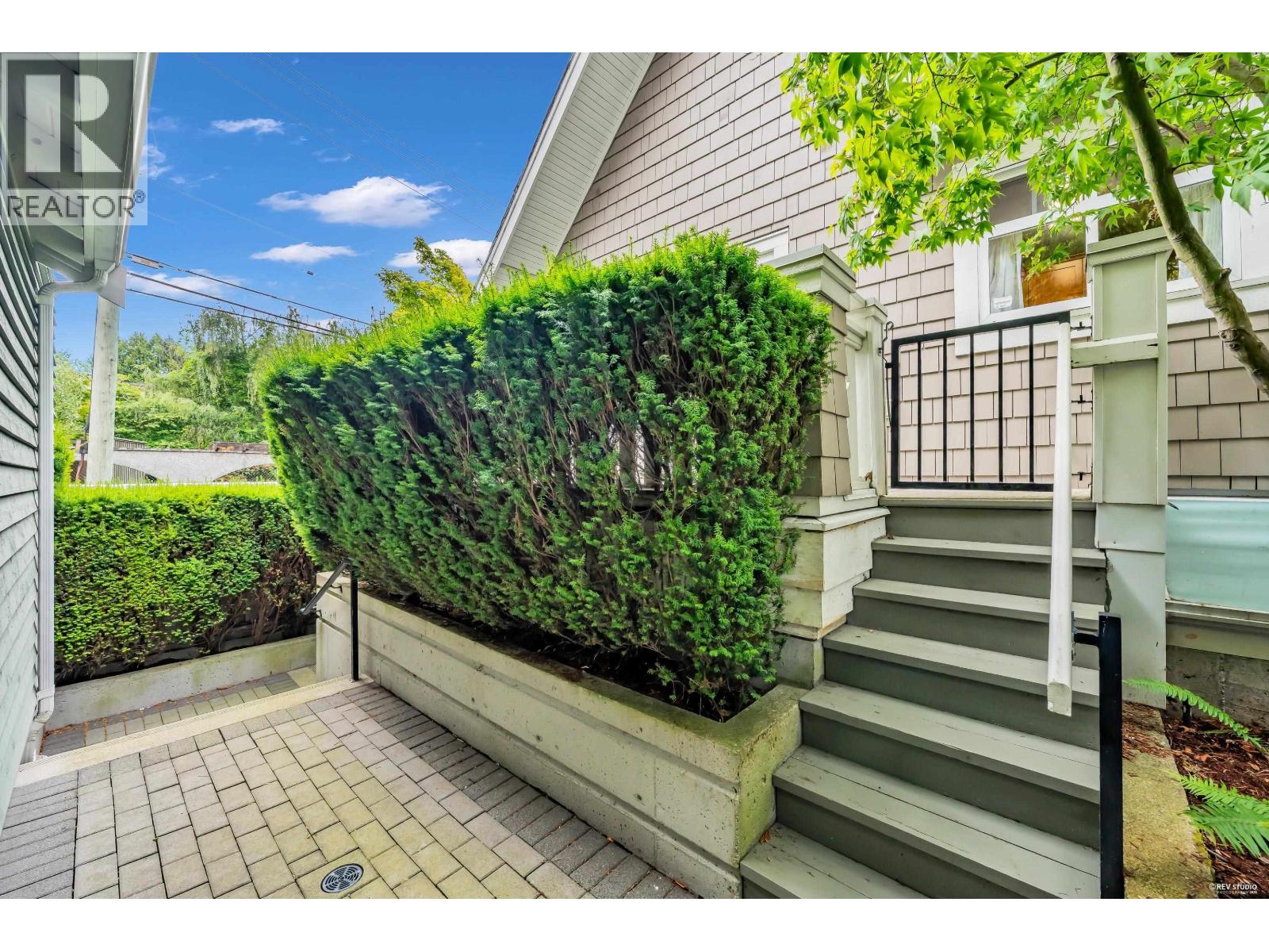 2459 W 39th Avenue, Vancouver, British Columbia  V6M 4M3 - Photo 33 - R3142843