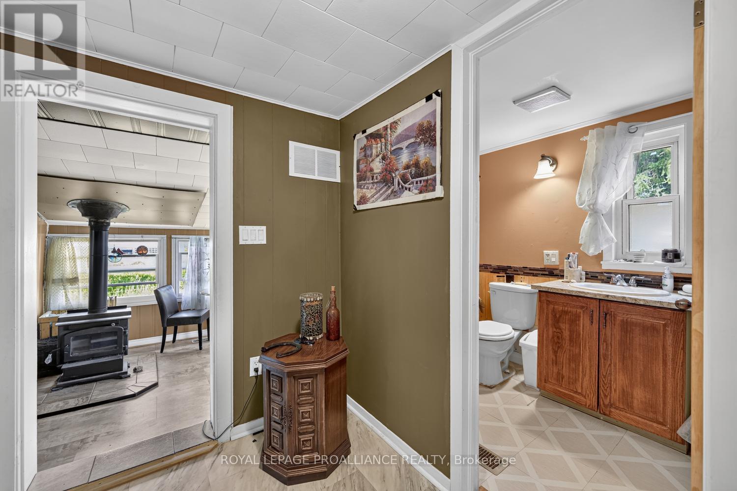 2805 Hwy 15 Highway, Rideau Lakes, Ontario  K0G 1V0 - Photo 19 - X13690028