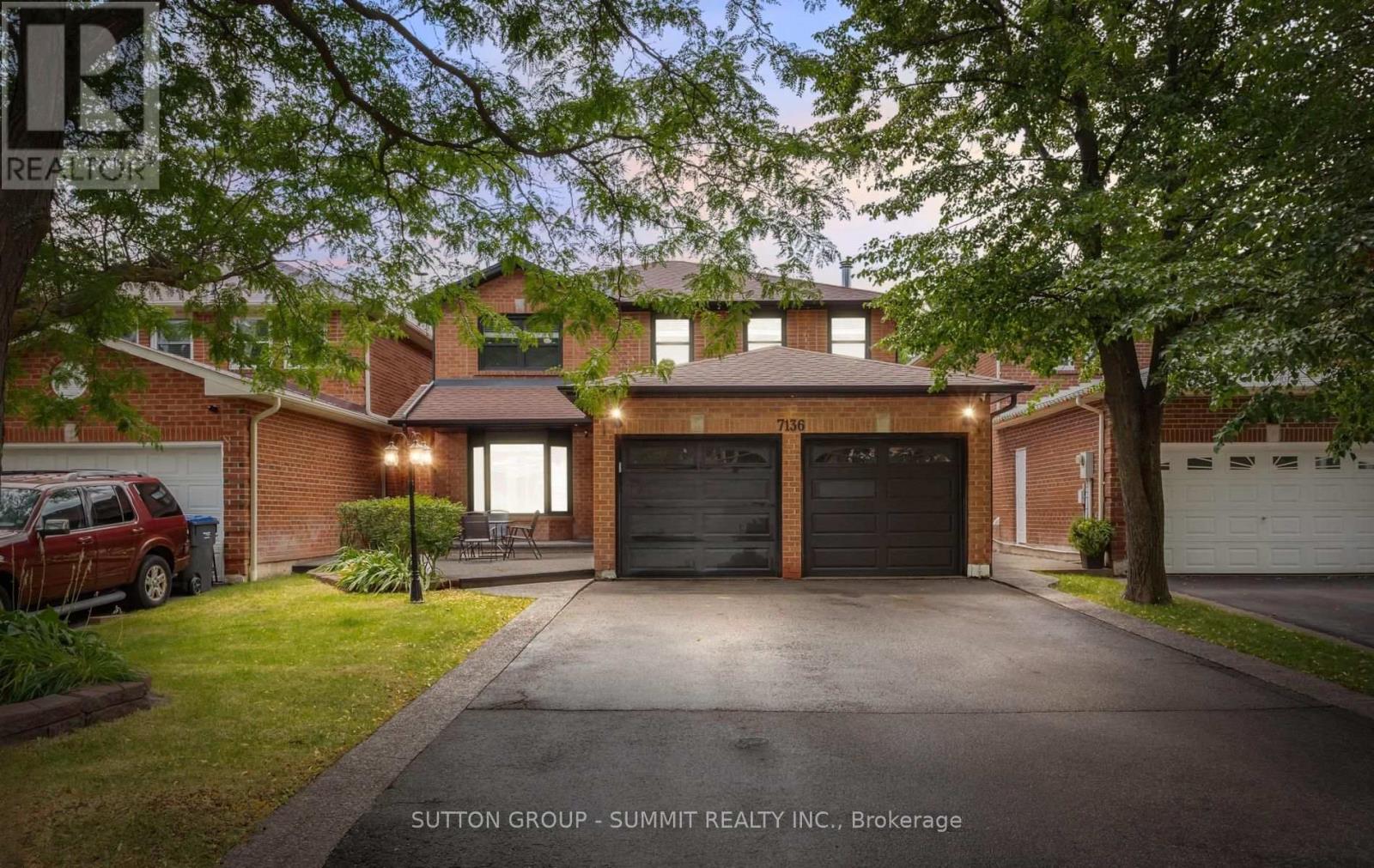 7136 BAYWOOD COURT, Mississauga, Ontario