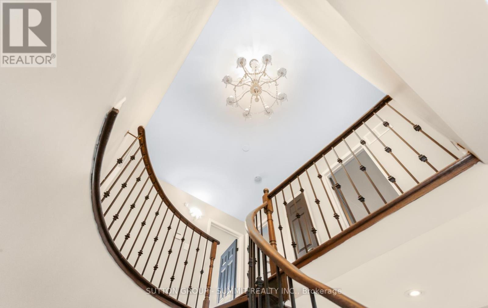 7136 Baywood Court, Mississauga, Ontario  L5N 5N6 - Photo 17 - W13690030
