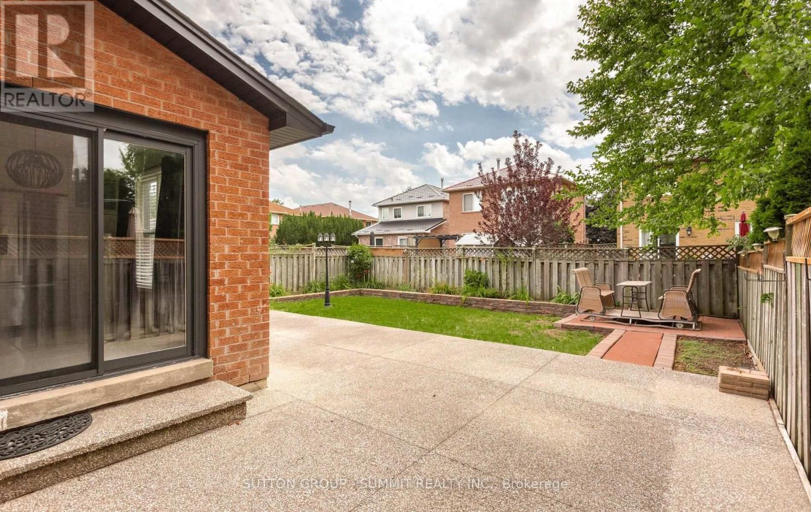 7136 Baywood Court, Mississauga, Ontario  L5N 5N6 - Photo 26 - W13690030