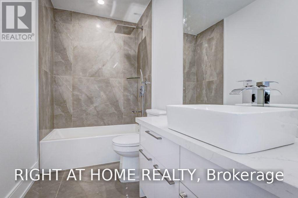 1165 Pinegrove Road, Oakville, Ontario  L6L 2W3 - Photo 25 - W13690036