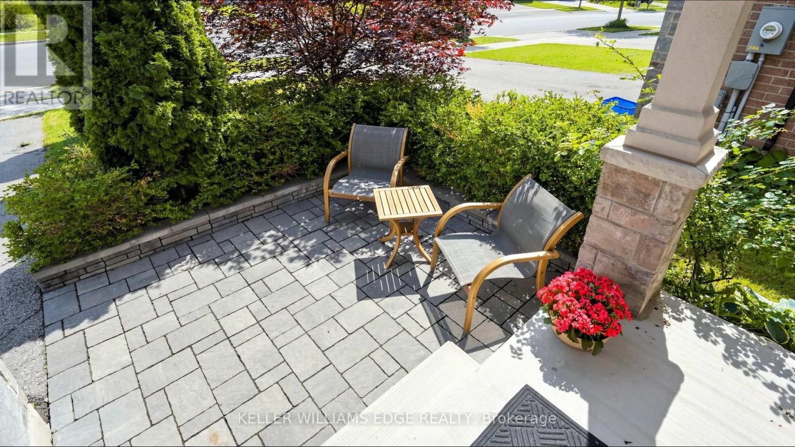 173 Raymond Road, Hamilton, Ontario  L9K 0G9 - Photo 2 - X13686476