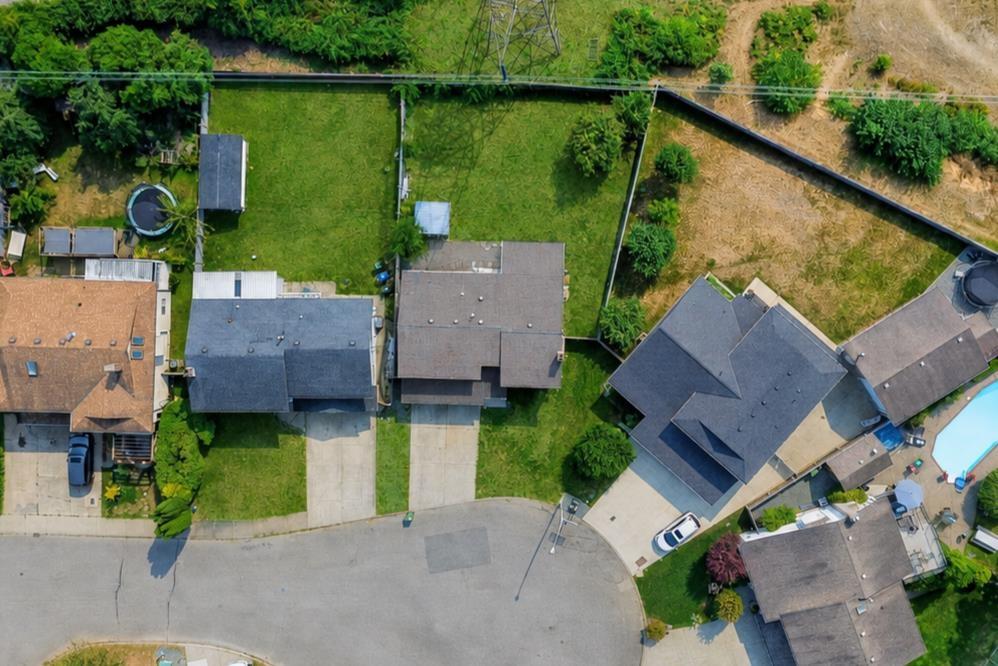 32478 Qualicum Place, Abbotsford, British Columbia  V2T 5A6 - Photo 4 - R3156841