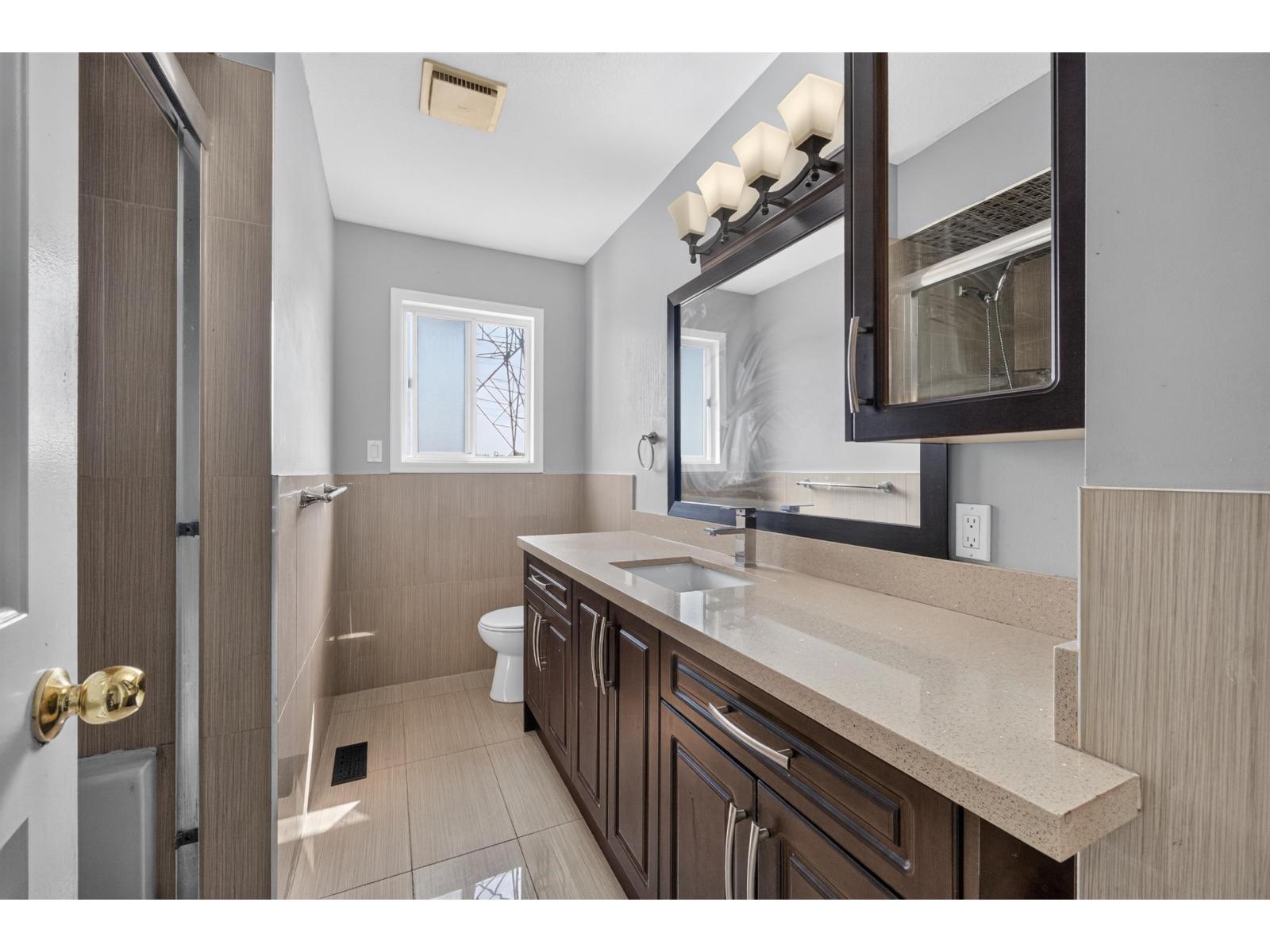 32478 Qualicum Place, Abbotsford, British Columbia  V2T 5A6 - Photo 18 - R3156841