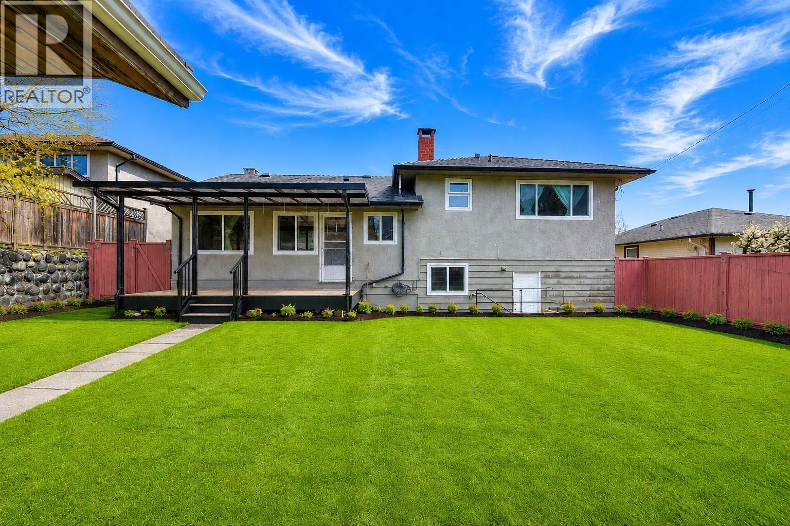 9645 David Drive, Burnaby, British Columbia  V3J 1H2 - Photo 3 - R3136904