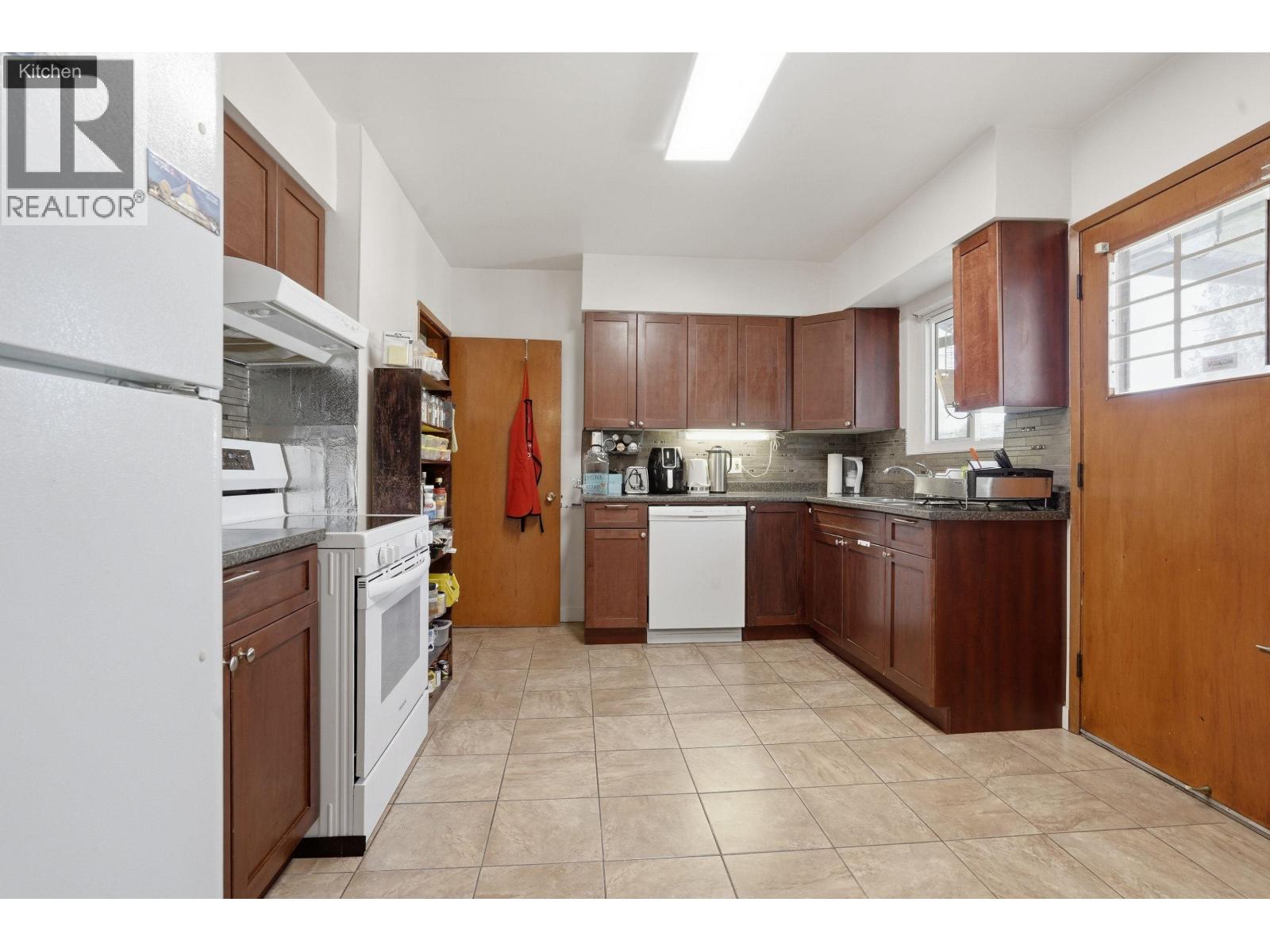 9645 David Drive, Burnaby, British Columbia  V3J 1H2 - Photo 7 - R3136904
