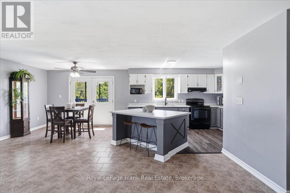 1400 Casey Road, Belleville, Ontario  K8N 4Z6 - Photo 12 - X13547356