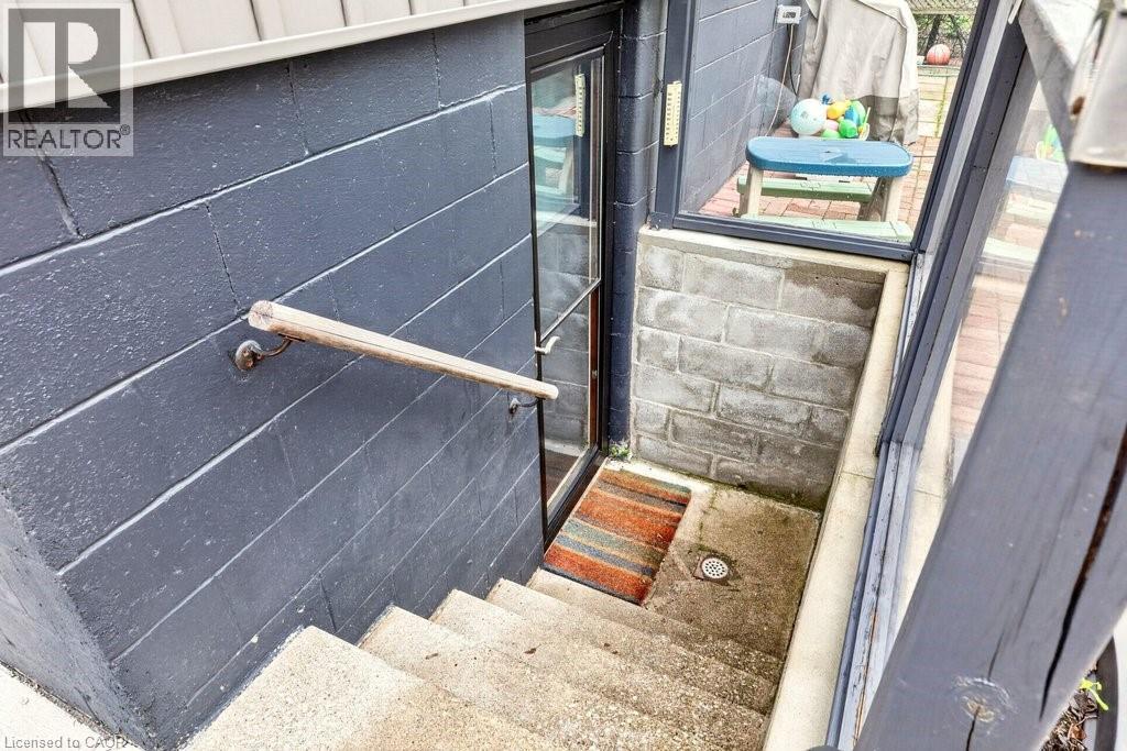 161 Manning Avenue, Hamilton, Ontario  L9A 3G1 - Photo 35 - 40829515
