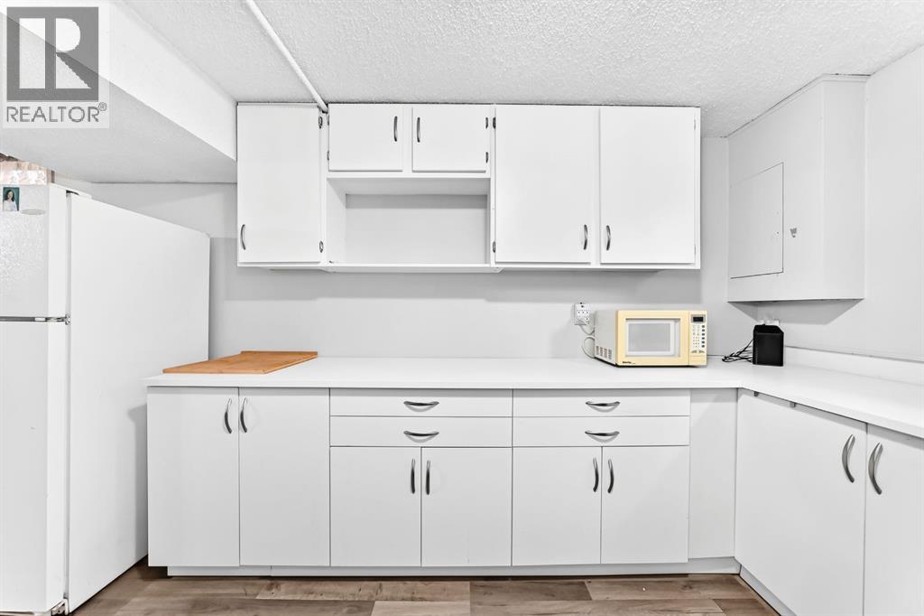 1949 Lytton Crescent SE, Calgary, Alberta  T2C 1K9 - Photo 26 - A2337494