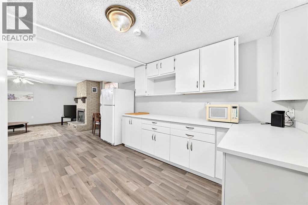 1949 Lytton Crescent SE, Calgary, Alberta  T2C 1K9 - Photo 24 - A2337494
