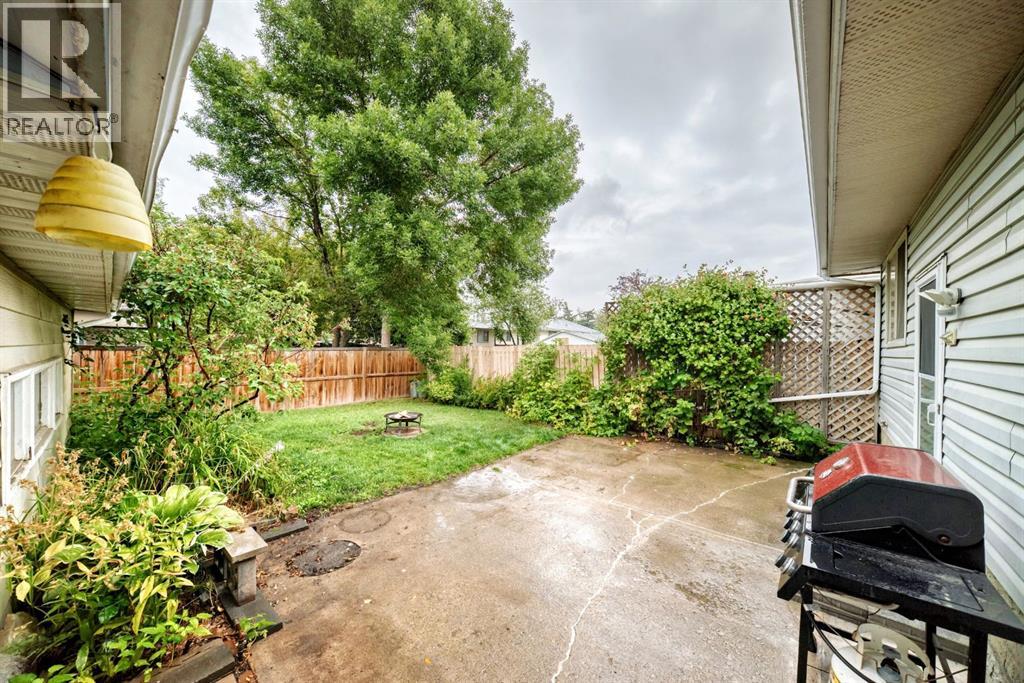 1949 Lytton Crescent SE, Calgary, Alberta  T2C 1K9 - Photo 39 - A2337494