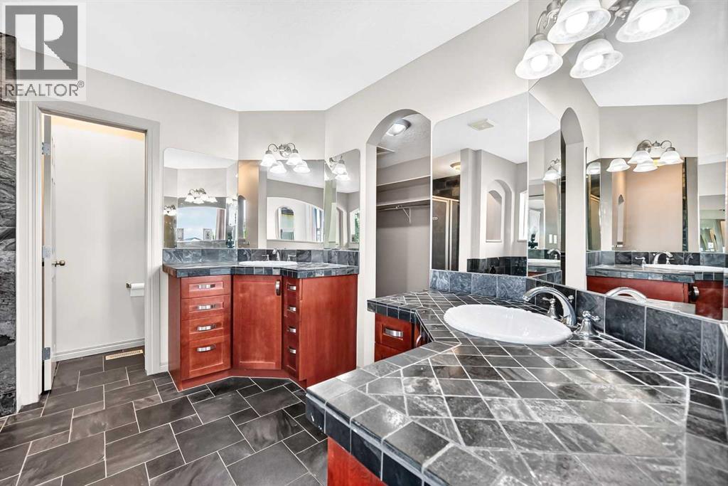 14 Springborough Crescent SW, Calgary, Alberta  T3H 5M5 - Photo 21 - A2333756