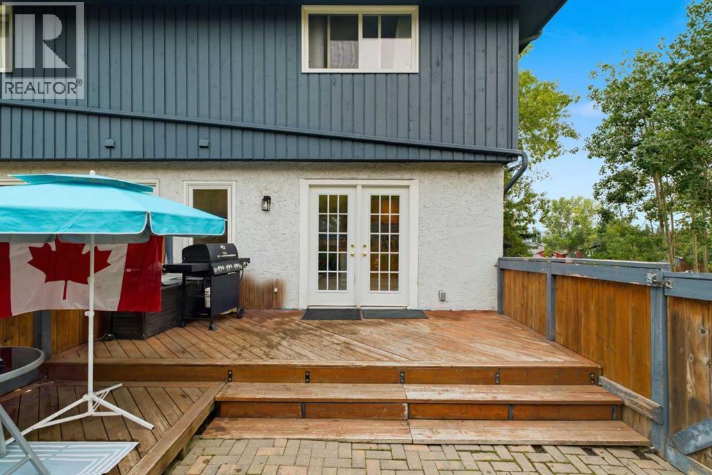 12, 800 Bowcroft Place, Cochrane, Alberta  T4C 1B9 - Photo 12 - A2336049