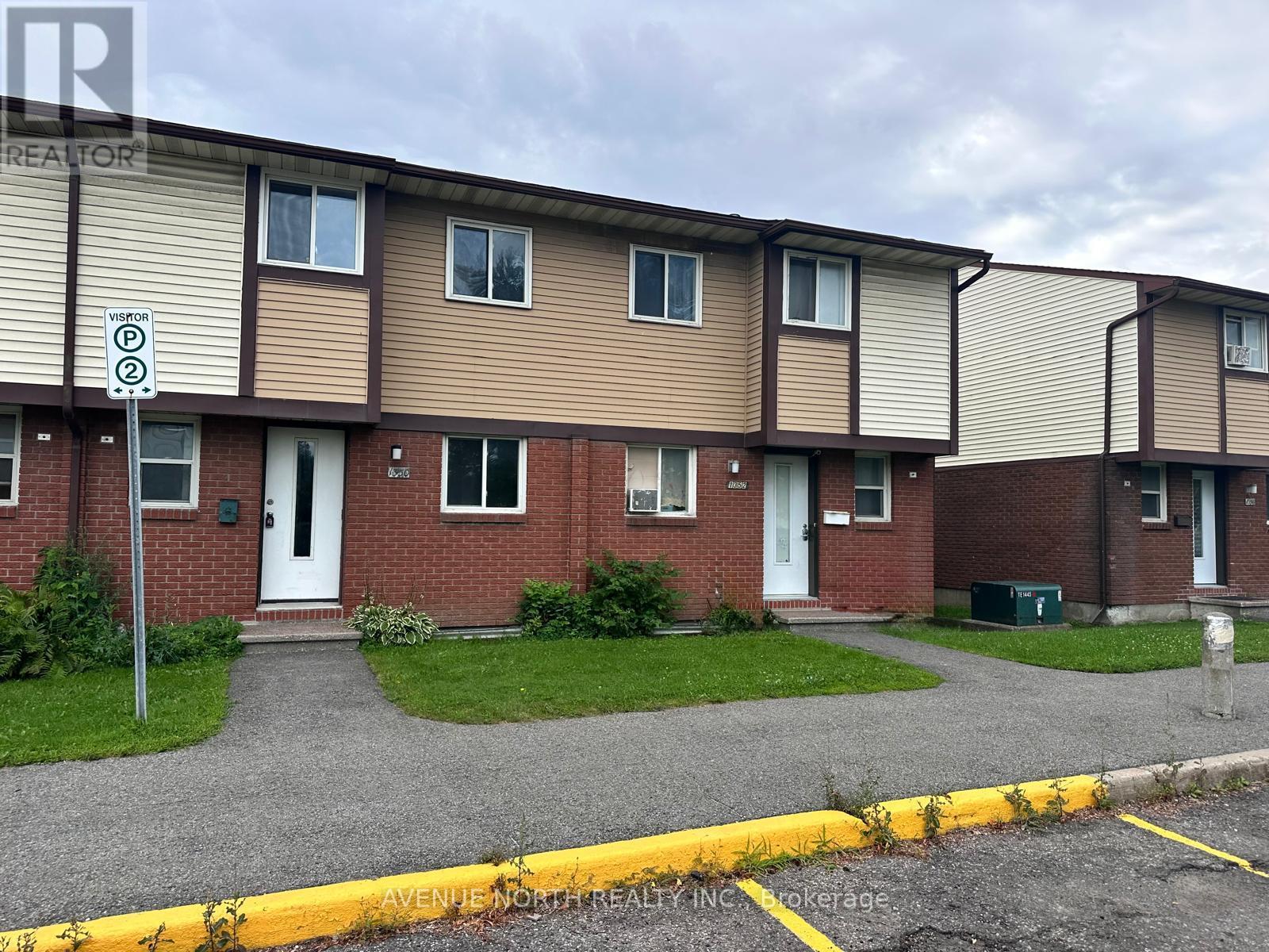 1352 FOXWELL STREET, Ottawa, Ontario