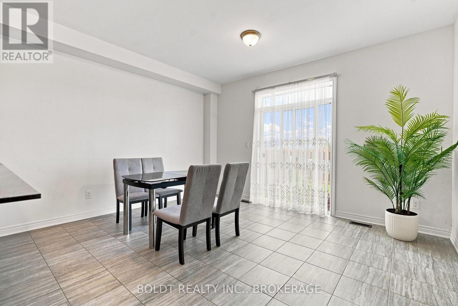 85 Homestead Way, Thorold, Ontario  L2V 0J8 - Photo 15 - X13690078