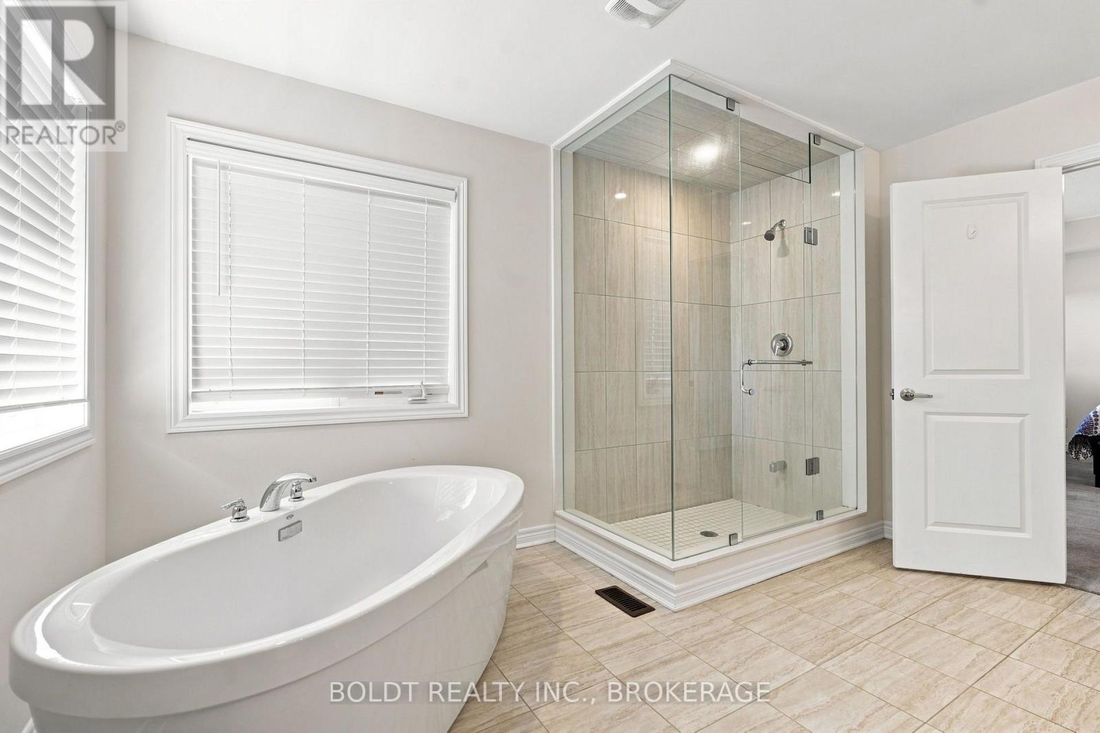 85 Homestead Way, Thorold, Ontario  L2V 0J8 - Photo 27 - X13690078