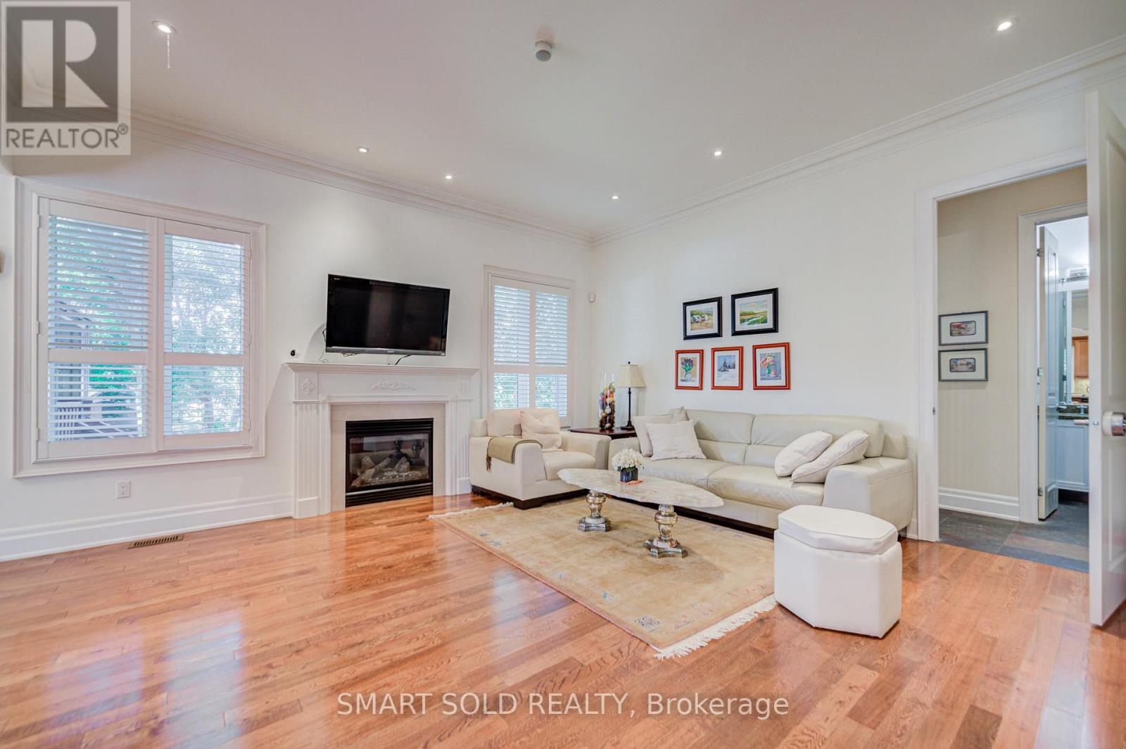 6 Brill Crescent, Toronto, Ontario  M2R 2X3 - Photo 11 - C13690052