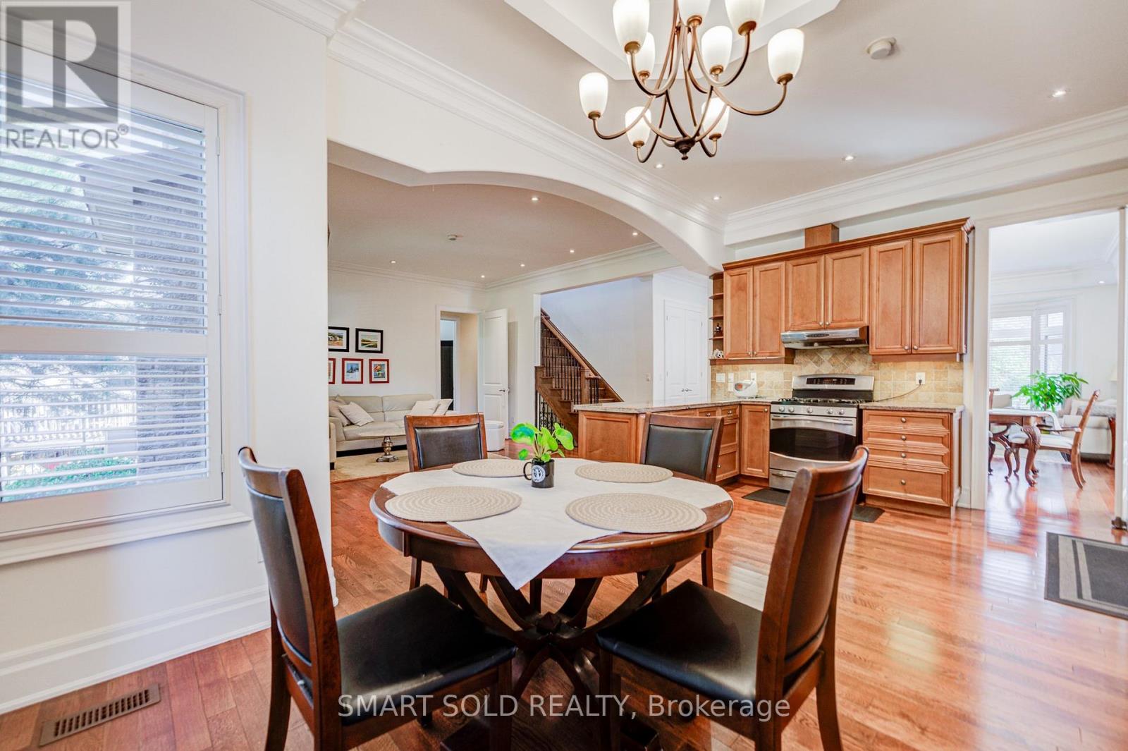6 Brill Crescent, Toronto, Ontario  M2R 2X3 - Photo 16 - C13690052
