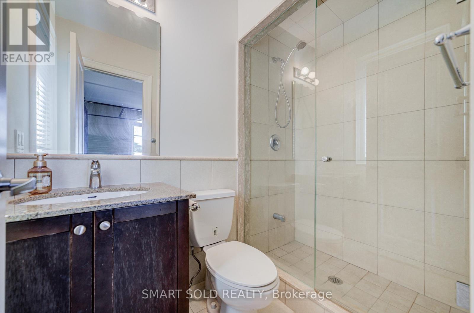 6 Brill Crescent, Toronto, Ontario  M2R 2X3 - Photo 38 - C13690052
