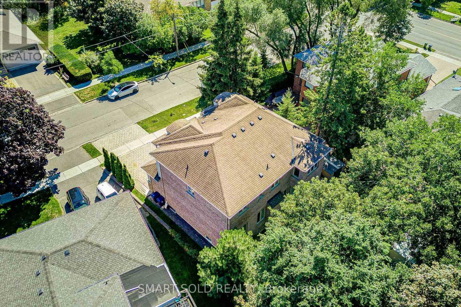 6 Brill Crescent, Toronto, Ontario  M2R 2X3 - Photo 49 - C13690052