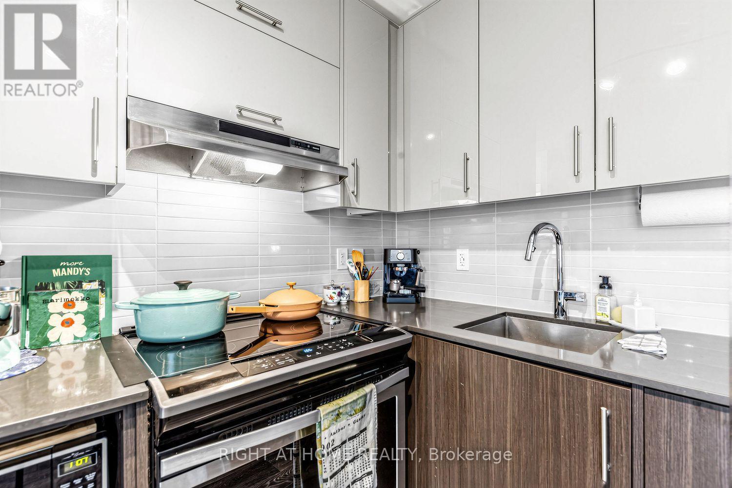 2 - 180 Fairview Mall Drive, Toronto, Ontario  M2J 0G4 - Photo 10 - C13690090