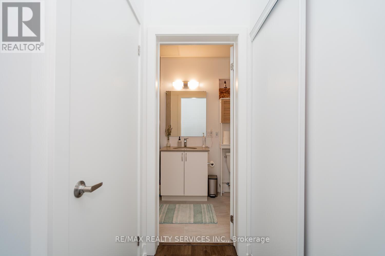 108 - 56 Lakeside Terrace, Barrie, Ontario L4M 7B9 - Photo 36 - S13690072