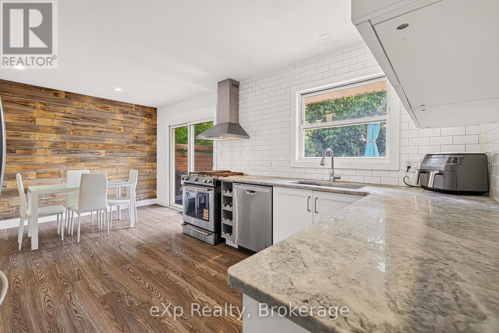 18 Willowdale Street, Brantford, Ontario  N3T 5L7 - Photo 11 - X13690082