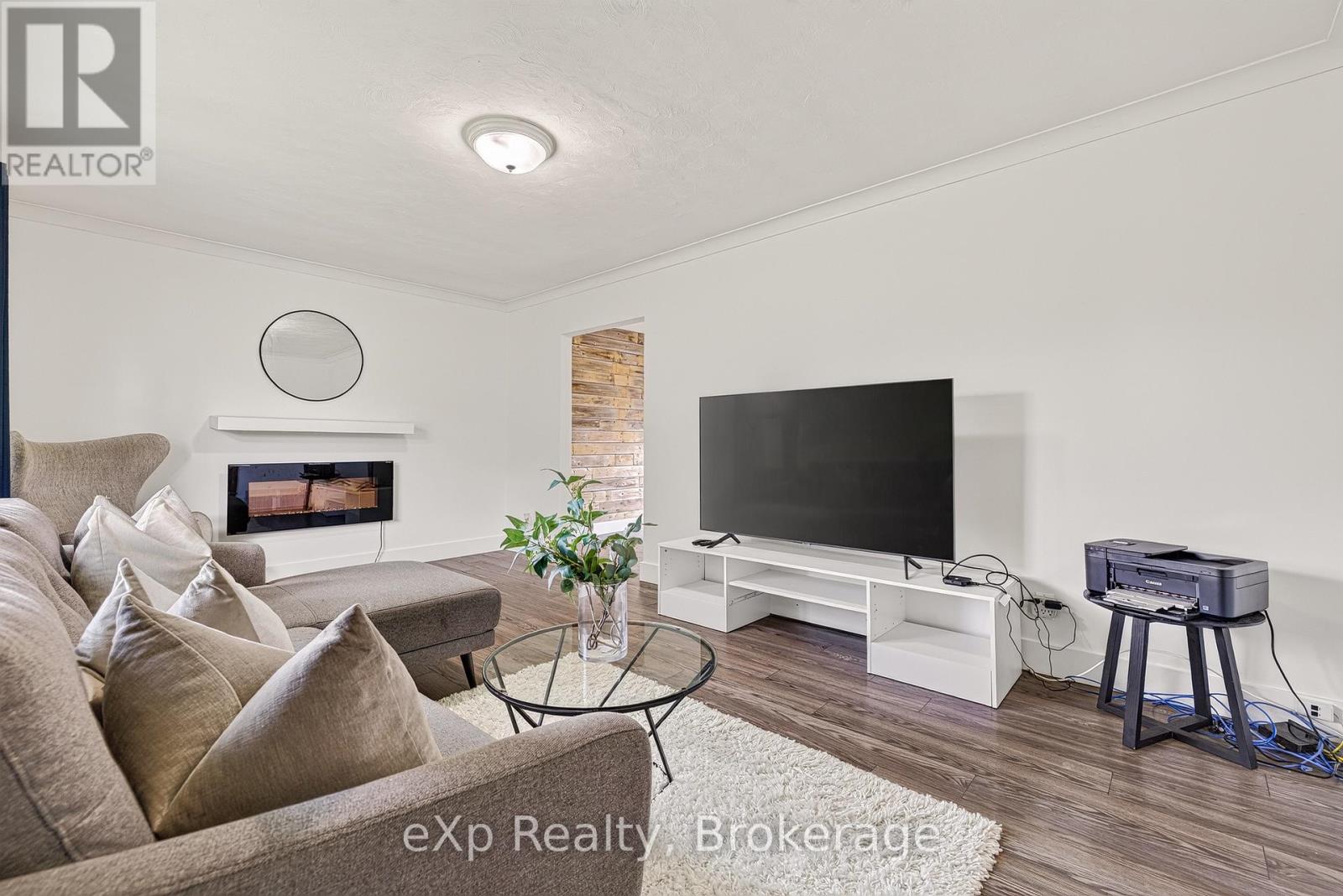 18 Willowdale Street, Brantford, Ontario  N3T 5L7 - Photo 5 - X13690082