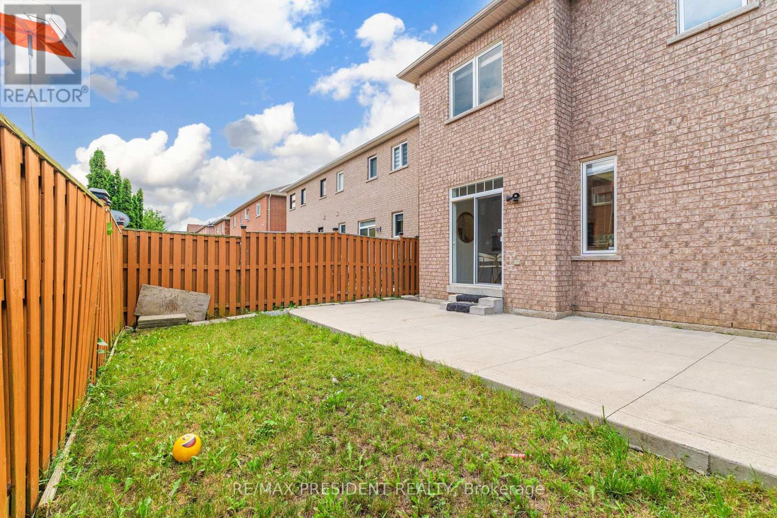 29 Prudhomme Drive, Brampton, Ontario  L6R 0G9 - Photo 35 - W13690046