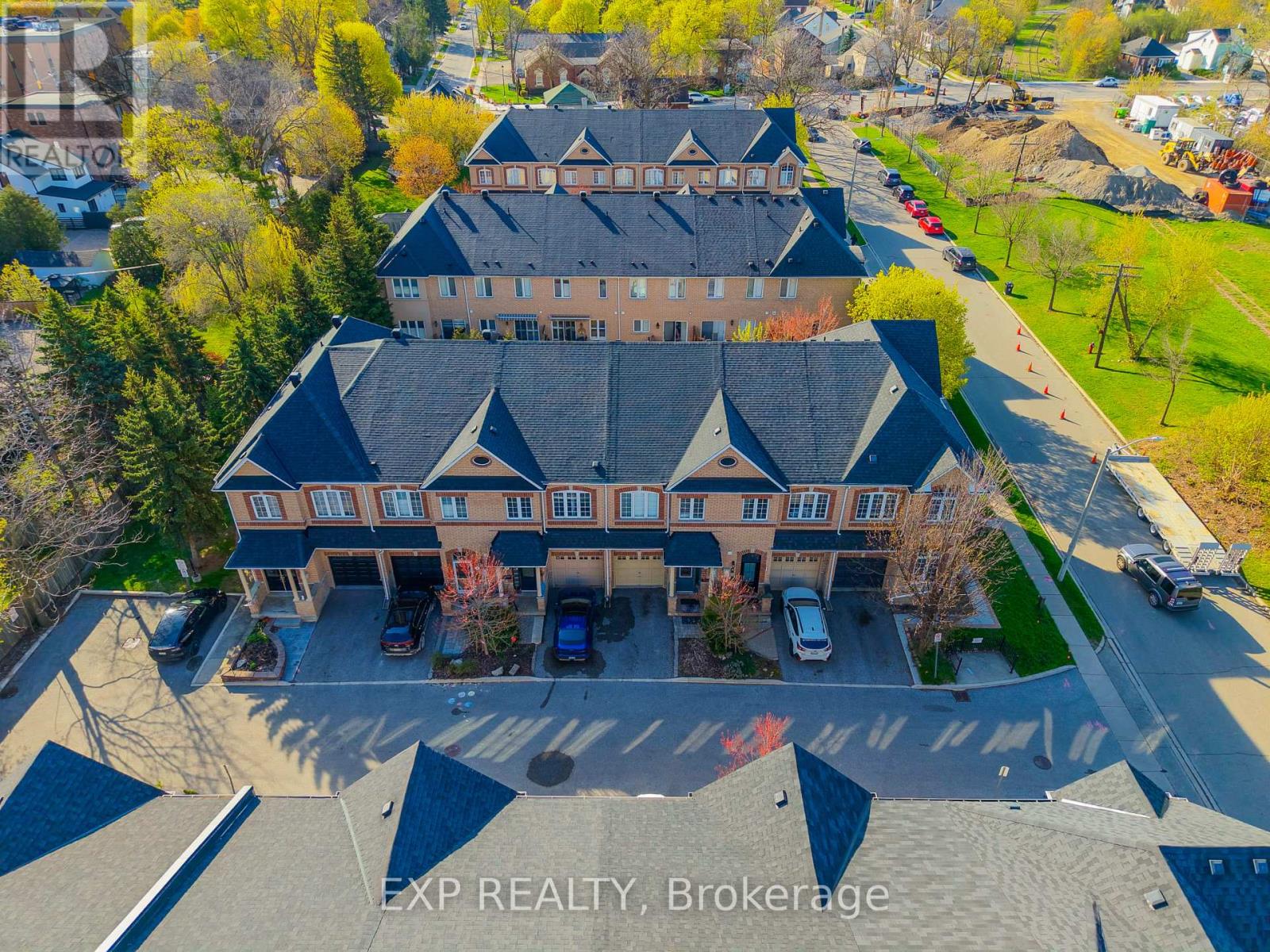6 PURPLE FINCH COURT, Brampton, Ontario