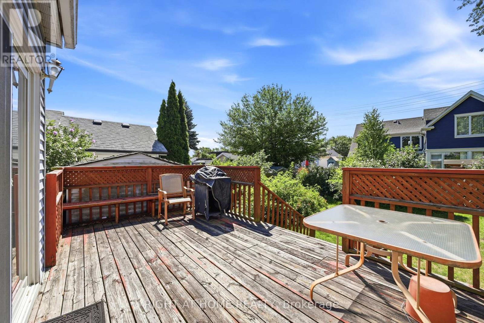 1290 Strathy Avenue, Mississauga, Ontario  L5E 2K8 - Photo 35 - W13690080
