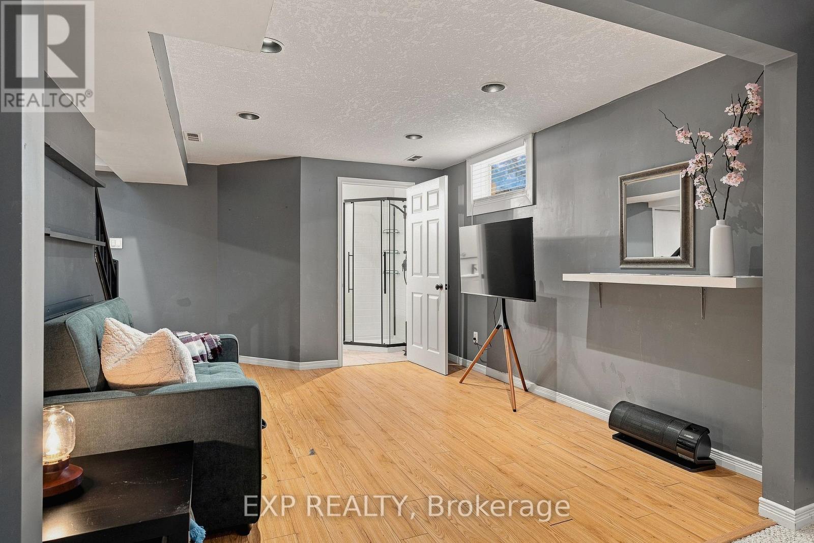 22 Driftwood Drive, Kitchener, Ontario  N2N 3A2 - Photo 29 - X13690066