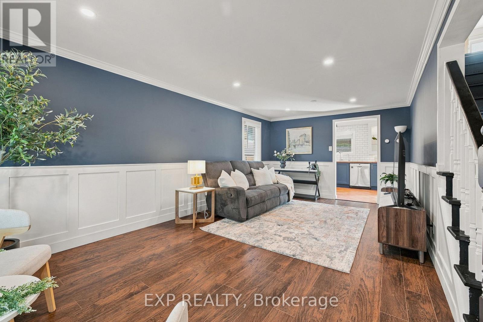 22 Driftwood Drive, Kitchener, Ontario  N2N 3A2 - Photo 7 - X13690066
