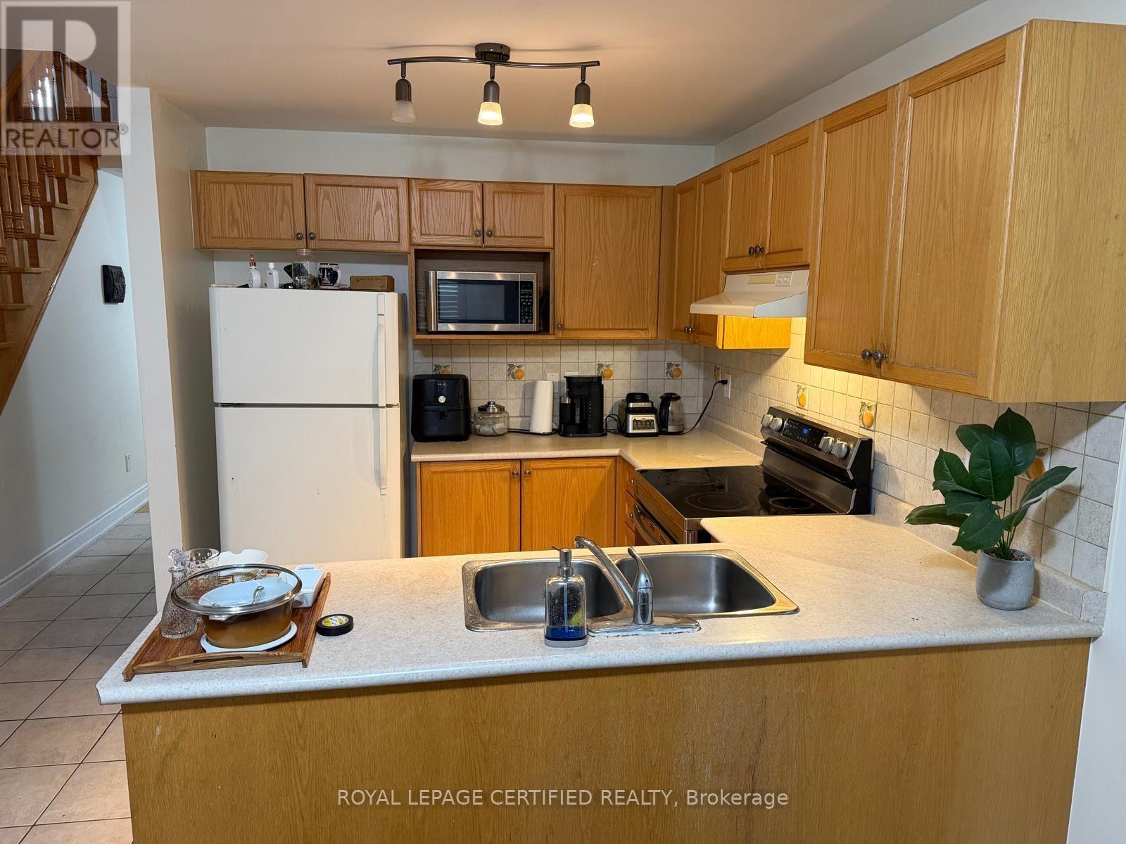 612 Caldwell Crescent, Milton, Ontario  L9T 0H4 - Photo 6 - W13676636