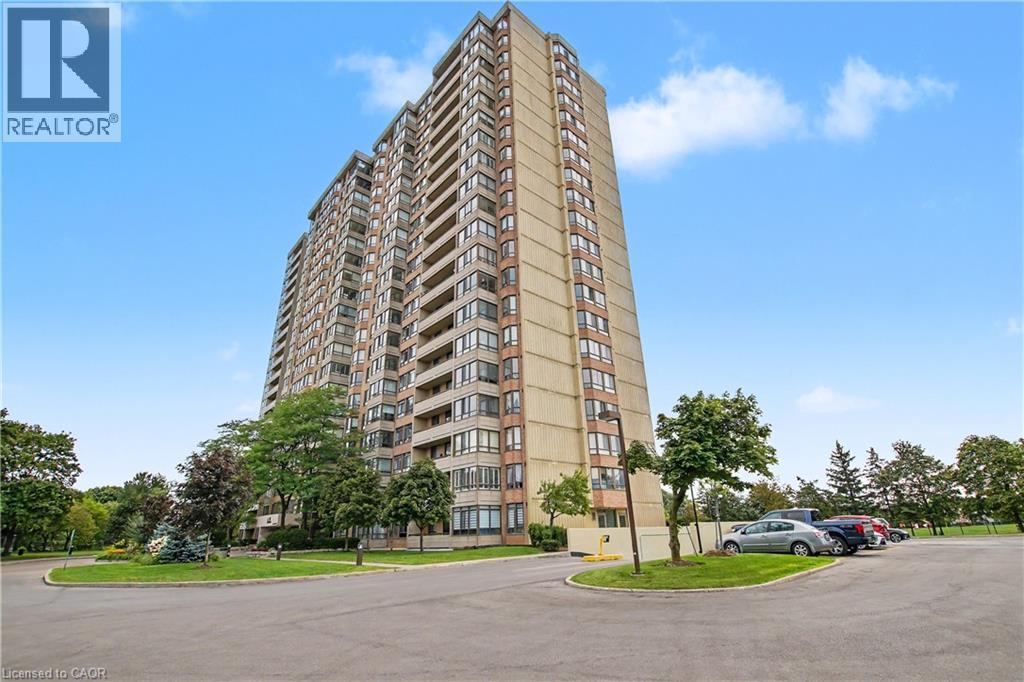 100 COUNTY COURT Boulevard Unit# 1604, Brampton, Ontario