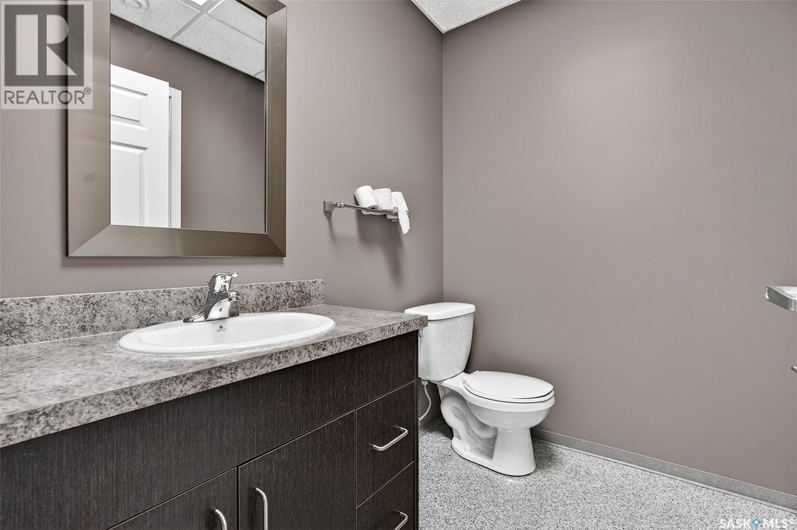 526 Main Street N, Moose Jaw, Saskatchewan  S6H 3K3 - Photo 30 - SK042925
