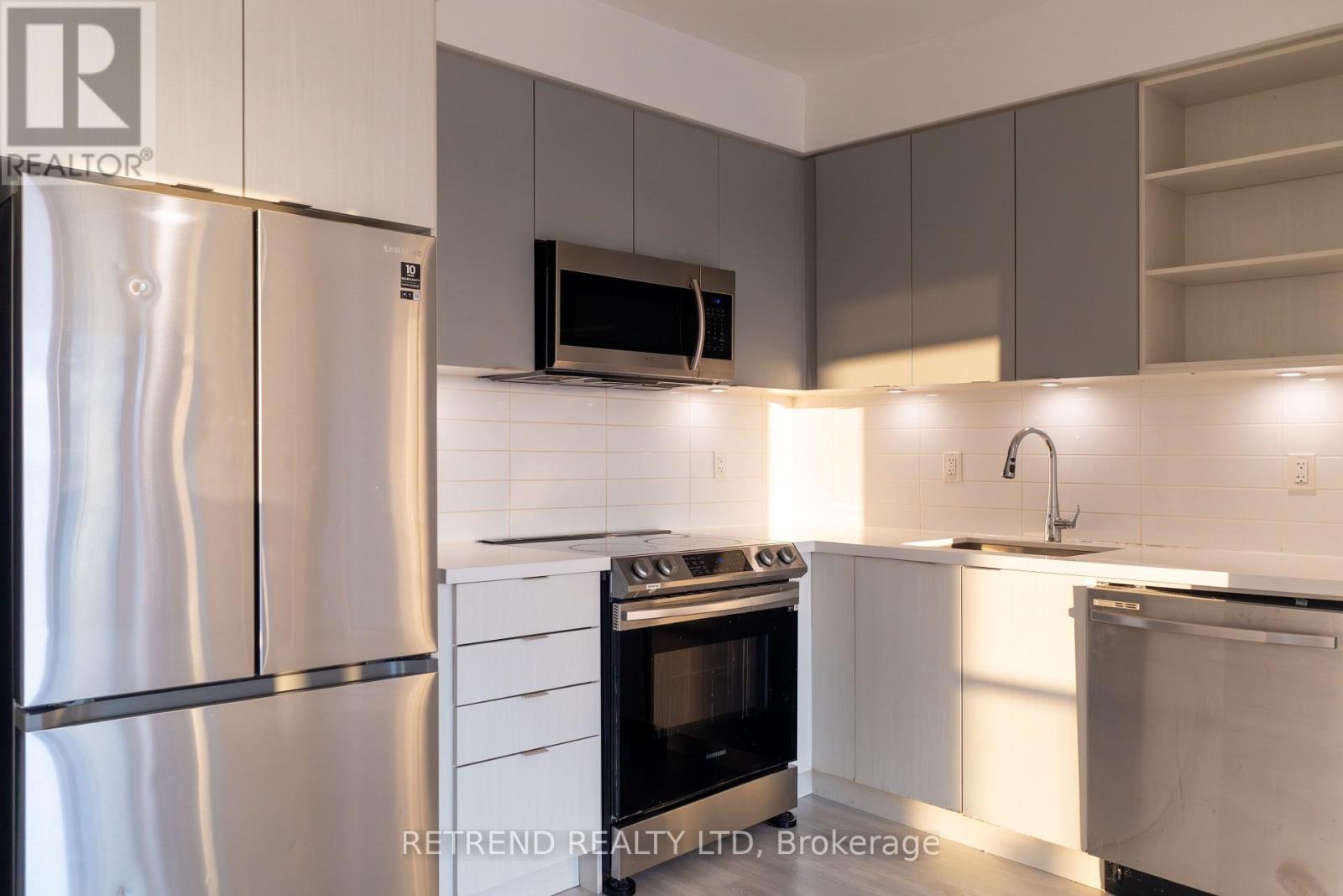 501 - 4655 Metcalfe Avenue, Mississauga, Ontario  L5M 0Z7 - Photo 3 - W13690102