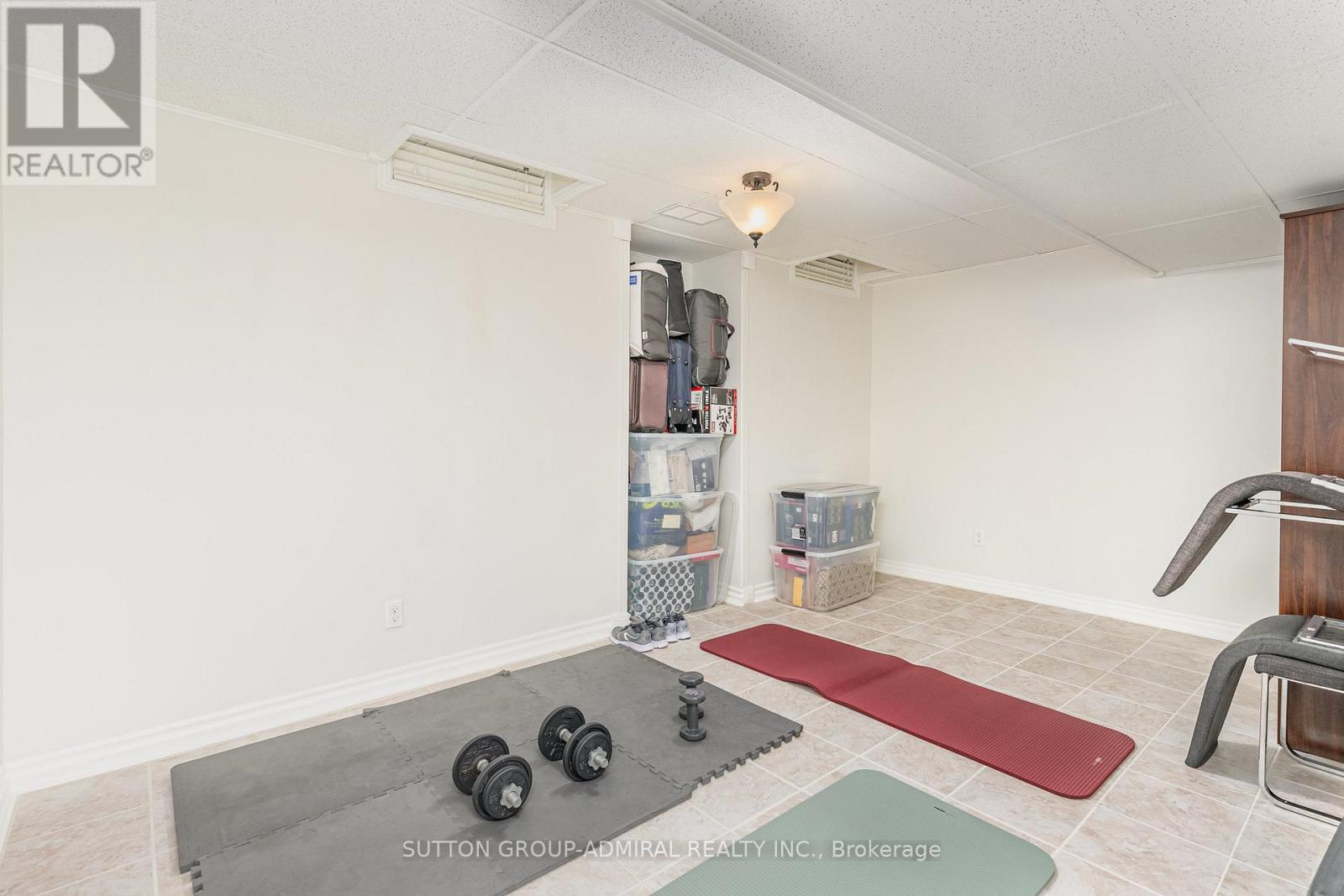 2225 Amberglen Court, Oakville, Ontario  L6M 4W8 - Photo 30 - W13690124