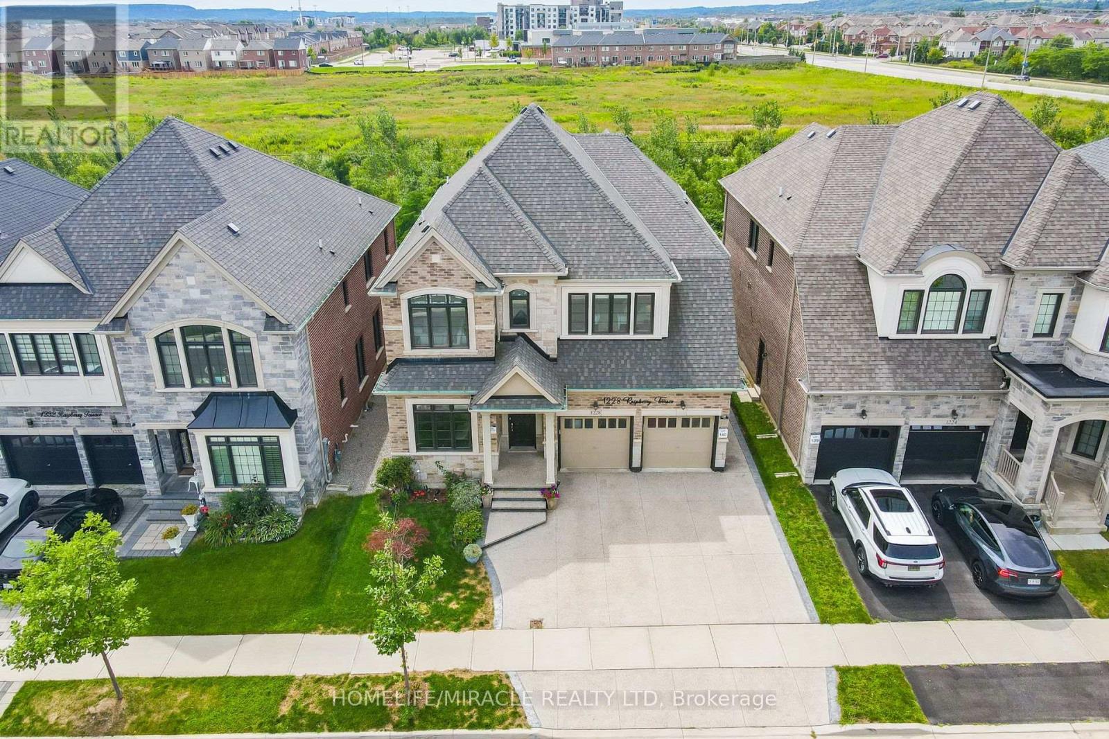 1228 RASPBERRY TERRACE, Milton, Ontario