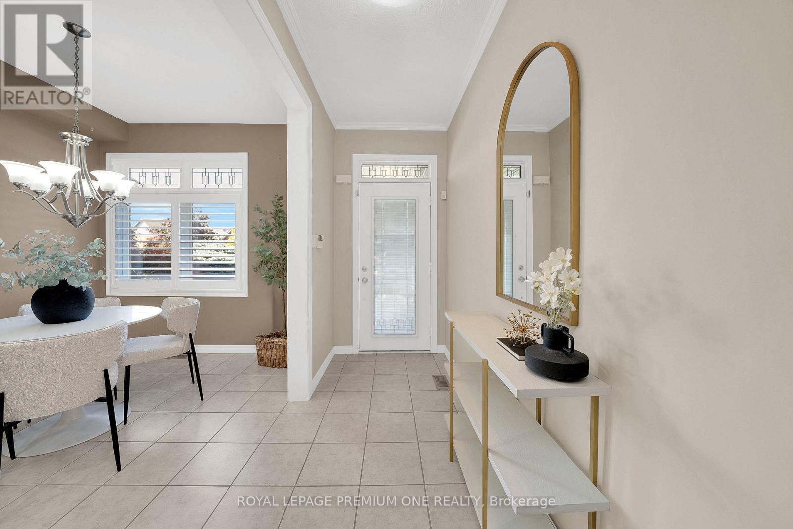 44 Conrad Place, Grimsby, Ontario  L3M 5S5 - Photo 4 - X13690092